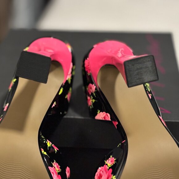 Betsey Johnson Nobble-P Floral Bow Heels Black Multi Size 8.5 – Never Worn - Picture 11 of 16
